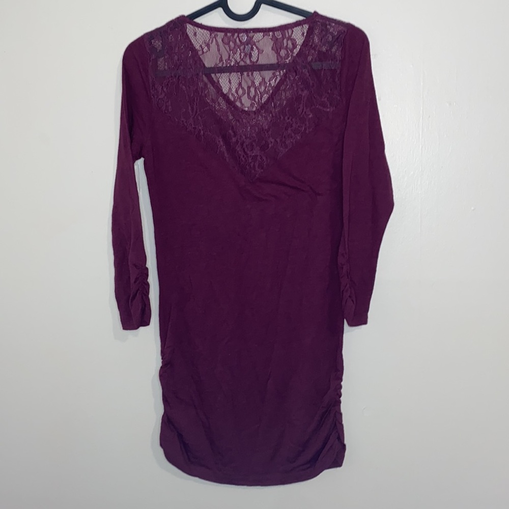 🪿Vanity Maroon lace detail dress! - Picture 6 of 7